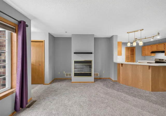 Photo 4 of Single family home for sale at 1273 Birch Ct, White Bear Lake, MN 55110 | MLS# 7160792 | Listing updated on 2026-10-17