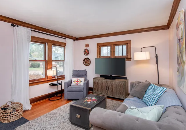 Photo 3 of Single family home for sale at 3538 Grimes Ave N, Minneapolis, MN 55422 | MLS# 7160798 | Listing updated on 2026-10-29