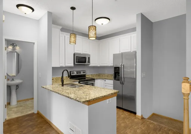 Photo 4 of Single family home for sale at 3802 Abercrombie Ln, Stillwater, MN 55082 | MLS# 7160835 | Listing updated on 2026-10-16