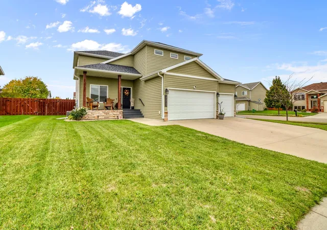 Photo 3 of Single family home for sale at 4203 18th Street S, Moorhead, MN 56560 | MLS# 7160838 | Listing updated on 2026-10-22