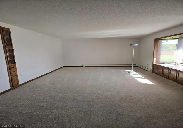Photo 4 of Single family home for sale at 20016 Csah 15, Dassel, MN 55325 | MLS# 7160862 | Listing updated on 2026-10-20