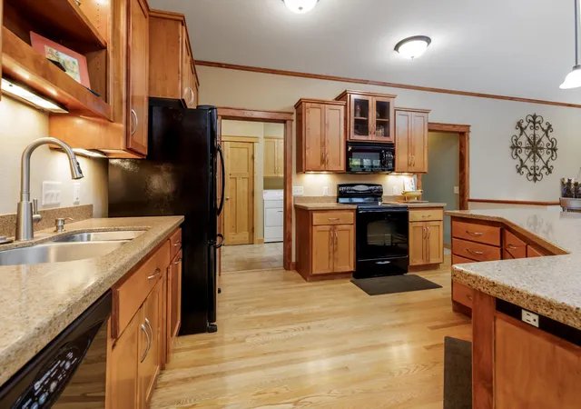 Photo 2 of Single family home for sale at 204 Ridge Dr, Brainerd, MN 56401 | MLS# 7160871 | Listing updated on 2026-10-20