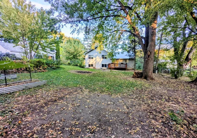 Photo 3 of Single family home for sale at 3117 Douglas Dr N, Minneapolis, MN 55422 | MLS# 7160876 | Listing updated on 2026-10-16