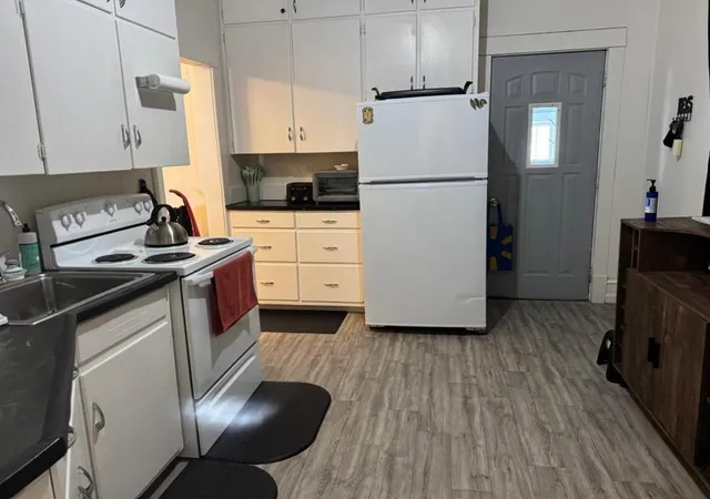 Photo 4 of House for sale at 516 7th Avenue, International Falls, MN 56649 | MLS# 7160877 | Listing updated on 2026-10-17