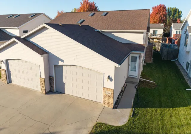 Photo 2 of Townhouse for sale at 1318 37th Avenue S, Moorhead, MN 56560 | MLS# 7160889 | Listing updated on 2026-10-22