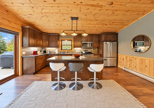 Photo 3 of Single family home for sale at 6141 Bourbon Ln, Pequot Lakes, MN 56472 | MLS# 7160927 | Listing updated on 2026-10-26