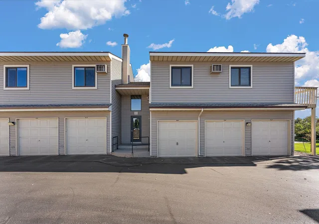 Photo 1 of Condo for sale at 14835 Endicott Way #117, Saint Paul, MN 55124 | MLS# 7160949 | Listing updated on 2026-10-22