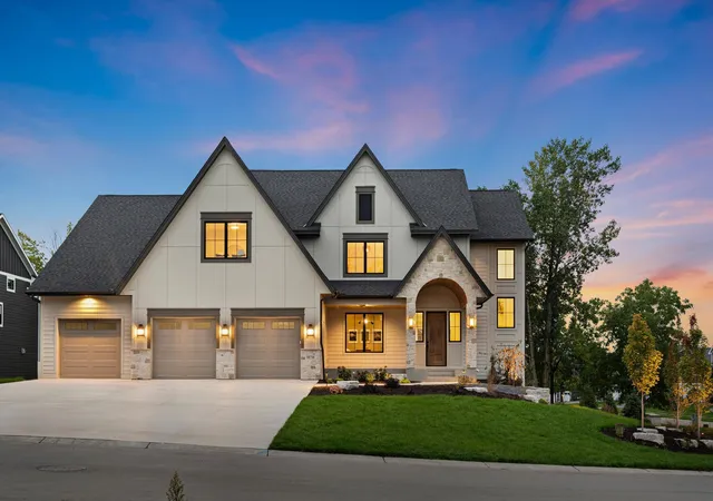 Photo 1 of Mansion for sale at 18758 Jarosite Ct, Lakeville, MN 55044 | MLS# 7160972 | Listing updated on 2026-10-17