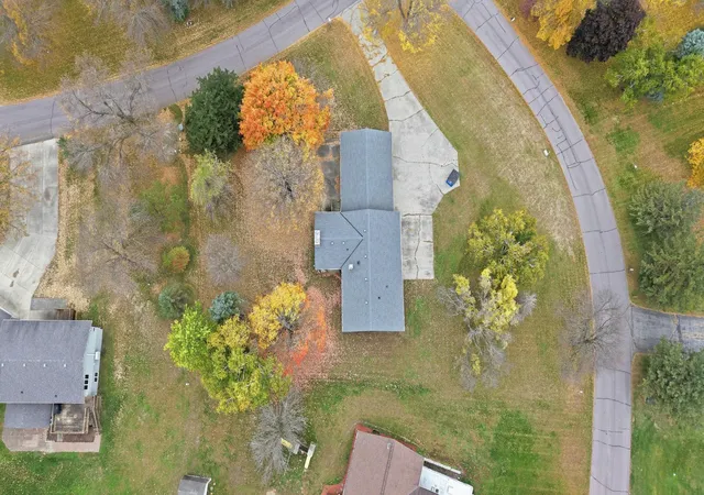 Photo 3 of Single family home for sale at 19583 71st Street NE, New London, MN 56273 | MLS# 7160986 | Listing updated on 2026-10-19