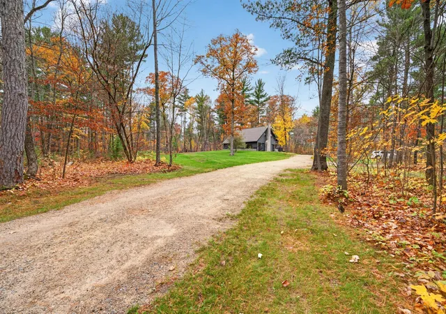 Photo 3 of Single family home for sale at 25350 County 9, Bemidji, MN 56601 | MLS# 7160988 | Listing updated on 2026-10-23