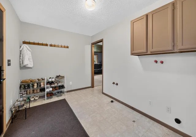 Photo 4 of Single family home for sale at 25350 County 9, Bemidji, MN 56601 | MLS# 7160988 | Listing updated on 2026-10-23