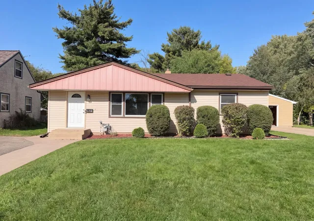 Single family home for sale at 2517 Nokomis Ave, Saint Paul, MN 55119 | MLS# 7161009