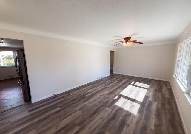 Photo 2 of Single family home for sale at 2517 Nokomis Ave, Saint Paul, MN 55119 | MLS# 7161009 | Listing updated on 2026-10-20