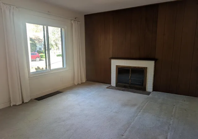 Photo 3 of Single family home for sale at 5515 15th Avenue S, Minneapolis, MN 55417 | MLS# 7161038 | Listing updated on 2026-10-20