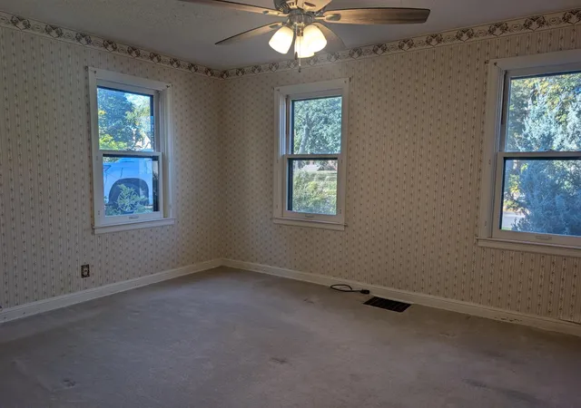 Photo 3 of Single family home for sale at 5515 15th Avenue S, Minneapolis, MN 55417 | MLS# 7161038 | Listing updated on 2026-10-20