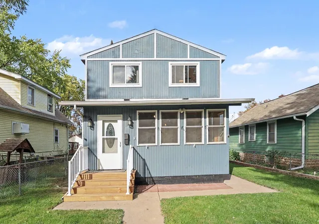 Photo 3 of Single family home for sale at 1157 Cook Ave E, Saint Paul, MN 55106 | MLS# 7161039 | Listing updated on 2026-10-22