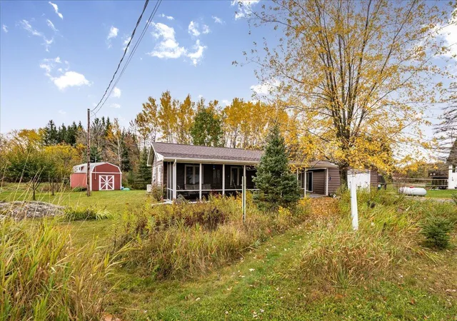 Photo 2 of Sale Pending at 21 Dalles Ave, Carlton, MN 55718 | MLS# 7161040 | Listing updated on 2026-10-18