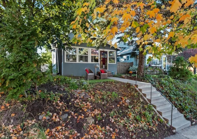 Photo 3 of Single family home for sale at 4304 Elliot Ave, Minneapolis, MN 55407 | MLS# 7161045 | Listing updated on 2026-10-29