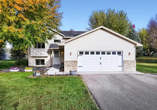 Single family home for sale at 2012 Spruce Ct, Rockford, MN 55373 | MLS# 7161056