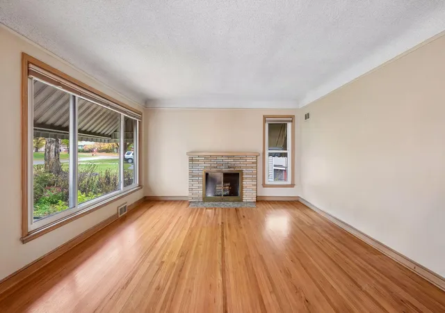 Photo 2 of Single family home for sale at 5728 Zenith Ave S, Edina, MN 55410 | MLS# 7161077 | Listing updated on 2026-10-28