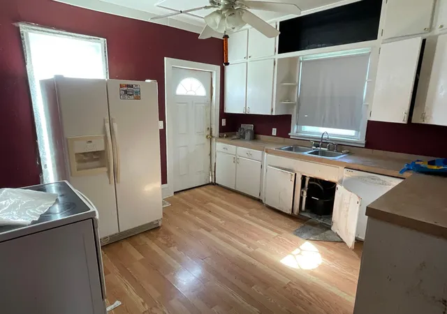 Photo 3 of Single family home for sale at 609 1st Avenue SW, Austin, MN 55912 | MLS# 7161085 | Listing updated on 2026-10-20