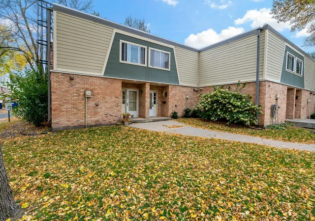 Photo 1 of Single family home for sale at 7211 W Franklin Ave, Minneapolis, MN 55426 | MLS# 7161089 | Listing updated on 2026-10-17