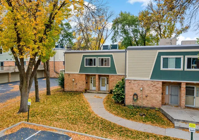 Photo 2 of Single family home for sale at 7211 W Franklin Ave, Minneapolis, MN 55426 | MLS# 7161089 | Listing updated on 2026-10-17