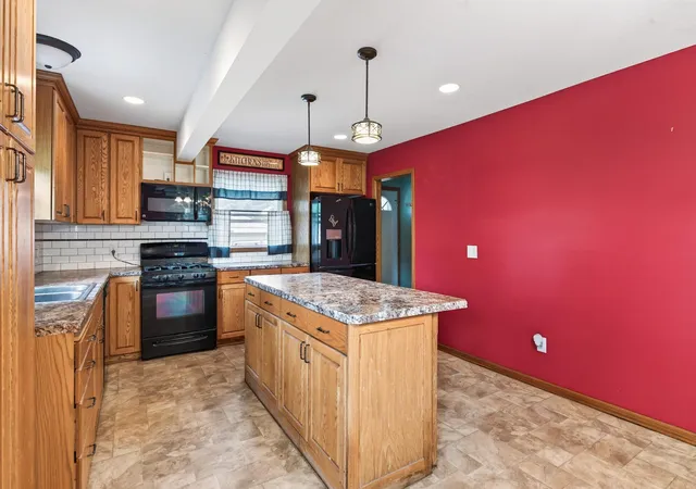 Photo 4 of Single family home for sale at 4422 Madison St NE, Minneapolis, MN 55421 | MLS# 7161103 | Listing updated on 2026-10-17