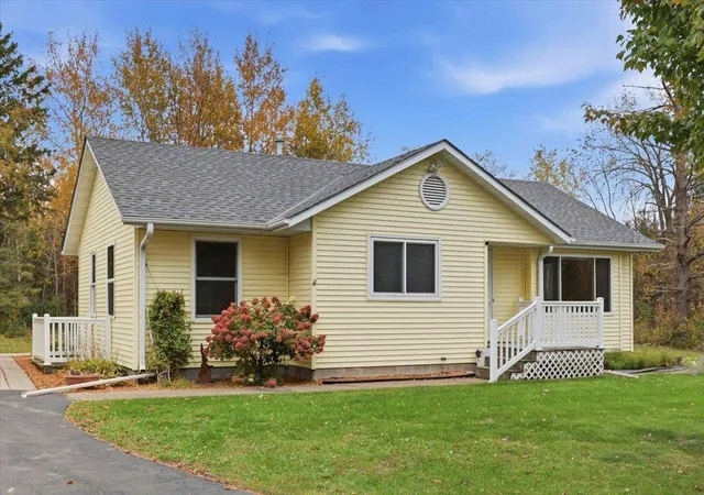 Photo 1 of Single family home for sale at 2072 Nightengale St, Mora, MN 55051 | MLS# 7161105 | Listing updated on 2026-10-22