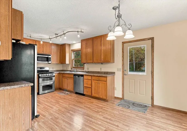 Photo 4 of Single family home for sale at 2072 Nightengale St, Mora, MN 55051 | MLS# 7161105 | Listing updated on 2026-10-22