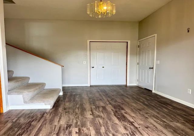 Photo 3 of Single family home for sale at 906 Pierce Ave, Wabasha, MN 55981 | MLS# 7161115 | Listing updated on 2026-10-20