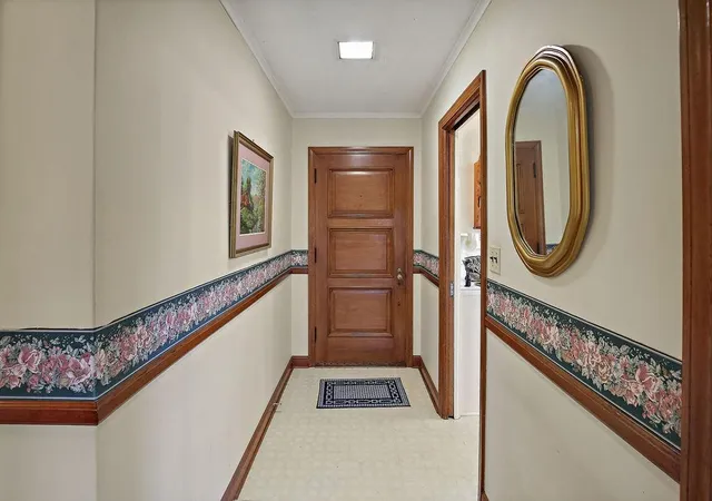 Photo 4 of Single family home for sale at 8015 Plymouth Ave N, Minneapolis, MN 55427 | MLS# 7161139 | Listing updated on 2026-10-21