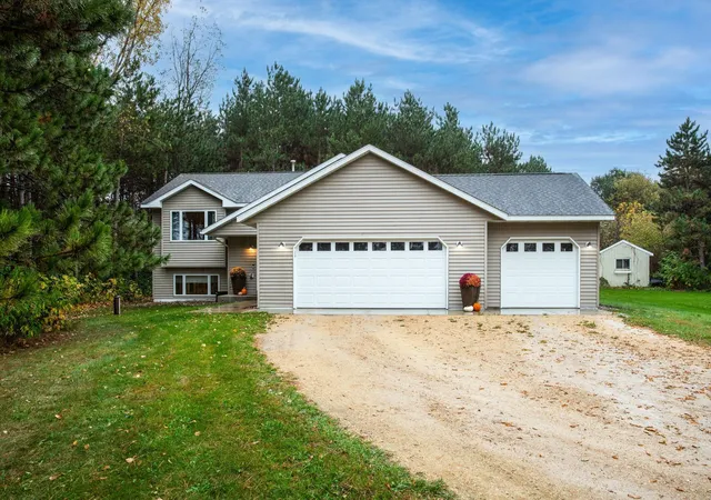 Single family home for sale at 1225 County Rd E, New Richmond, WI 54017 | MLS# 7161141