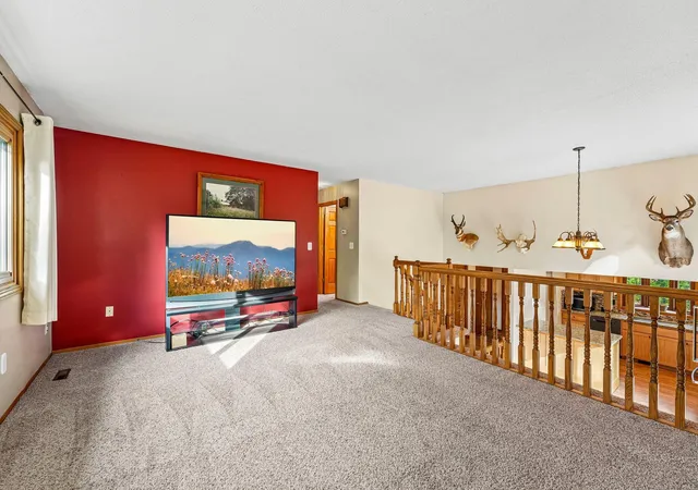 Photo 3 of Single family home for sale at 2098 64th Street, Saint Paul, MN 55110 | MLS# 7161143 | Listing updated on 2026-10-23