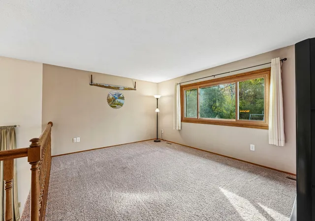 Photo 3 of Single family home for sale at 2098 64th Street, Saint Paul, MN 55110 | MLS# 7161143 | Listing updated on 2026-10-23