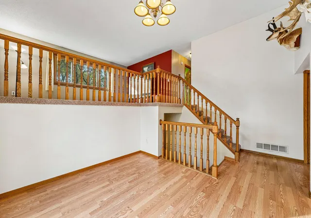Photo 4 of Single family home for sale at 2098 64th Street, Saint Paul, MN 55110 | MLS# 7161143 | Listing updated on 2026-10-23