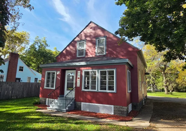 Photo 1 of Single family home for sale at 1408 6th Street Sw, Willmar, MN 56201 | MLS# 7161144 | Listing updated on 2026-10-19