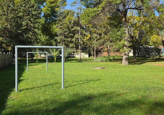Photo 3 of Single family home for sale at 1408 6th Street SW, Willmar, MN 56201 | MLS# 7161144 | Listing updated on 2026-10-19