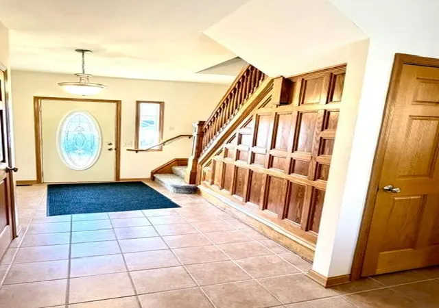 Photo 3 of Single family home for sale at 328 Main St W, Waterville, MN 56096 | MLS# 7161147 | Listing updated on 2026-10-20