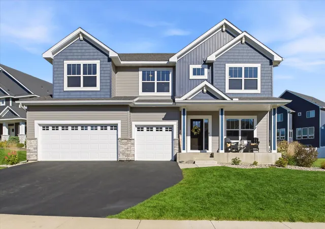 Single family home for sale at 20245 Glenbrook Path, Lakeville, MN 55044 | MLS# 7161148
