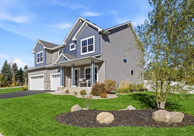 Photo 2 of Single family home for sale at 20245 Glenbrook Path, Lakeville, MN 55044 | MLS# 7161148 | Listing updated on 2026-10-21