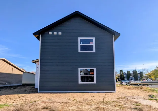 Photo 1 of Multi family home for sale at 1014 Bemidji Ave N, Bemidji, MN 56601 | MLS# 7161171 | Listing updated on 2026-10-19