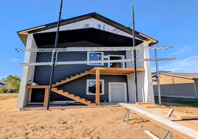 Photo 3 of Multi family home for sale at 1014 Bemidji Ave N, Bemidji, MN 56601 | MLS# 7161171 | Listing updated on 2026-10-19