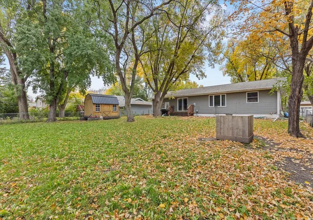 Photo 3 of Single family home for sale at 303 E Lyon St, Marshall, MN 56258 | MLS# 7161172 | Listing updated on 2026-10-21