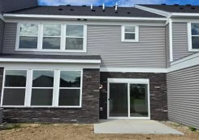 Photo 2 of Sale Pending at 19180 Goldenrod Trl, Hamel, MN 55340 | MLS# 7161190 | Listing updated on 2026-10-22