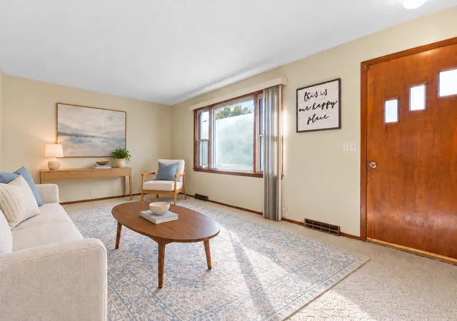 Photo 4 of Single family home for sale at 1414 9th Street SW, Faribault, MN 55021 | MLS# 7161206 | Listing updated on 2026-10-23