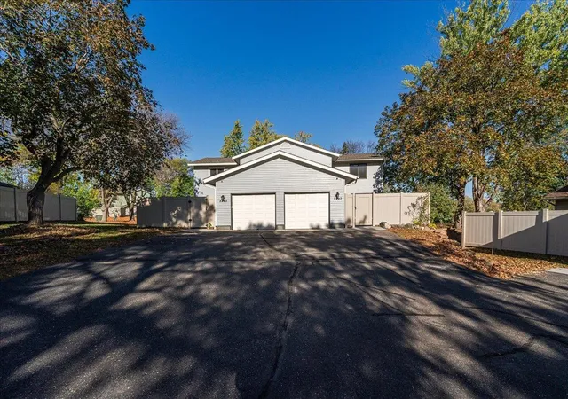 Photo 1 of Single family home for sale at 3297 Lower 67th St E, Inver Grove Heights, MN 55076 | MLS# 7161214 | Listing updated on 2026-10-27