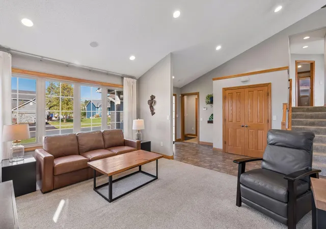 Photo 4 of Single family home for sale at 14880 Brenner Ct, Rosemount, MN 55068 | MLS# 7161218 | Listing updated on 2026-10-21