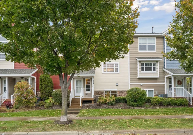 Photo 1 of Single family home for sale at 7289 E Ramsey Pkwy NW, Ramsey, MN 55303 | MLS# 7161228 | Listing updated on 2026-10-26