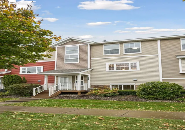 Photo 2 of Single family home for sale at 7289 E Ramsey Pkwy NW, Ramsey, MN 55303 | MLS# 7161228 | Listing updated on 2026-10-26